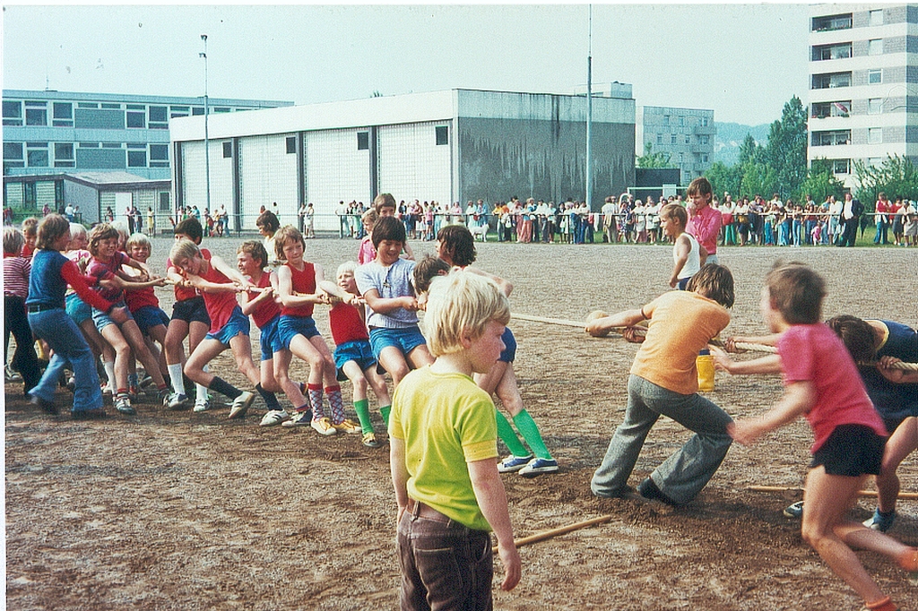 1975 Jungen-Abteilung Sommerfest Tauziehen