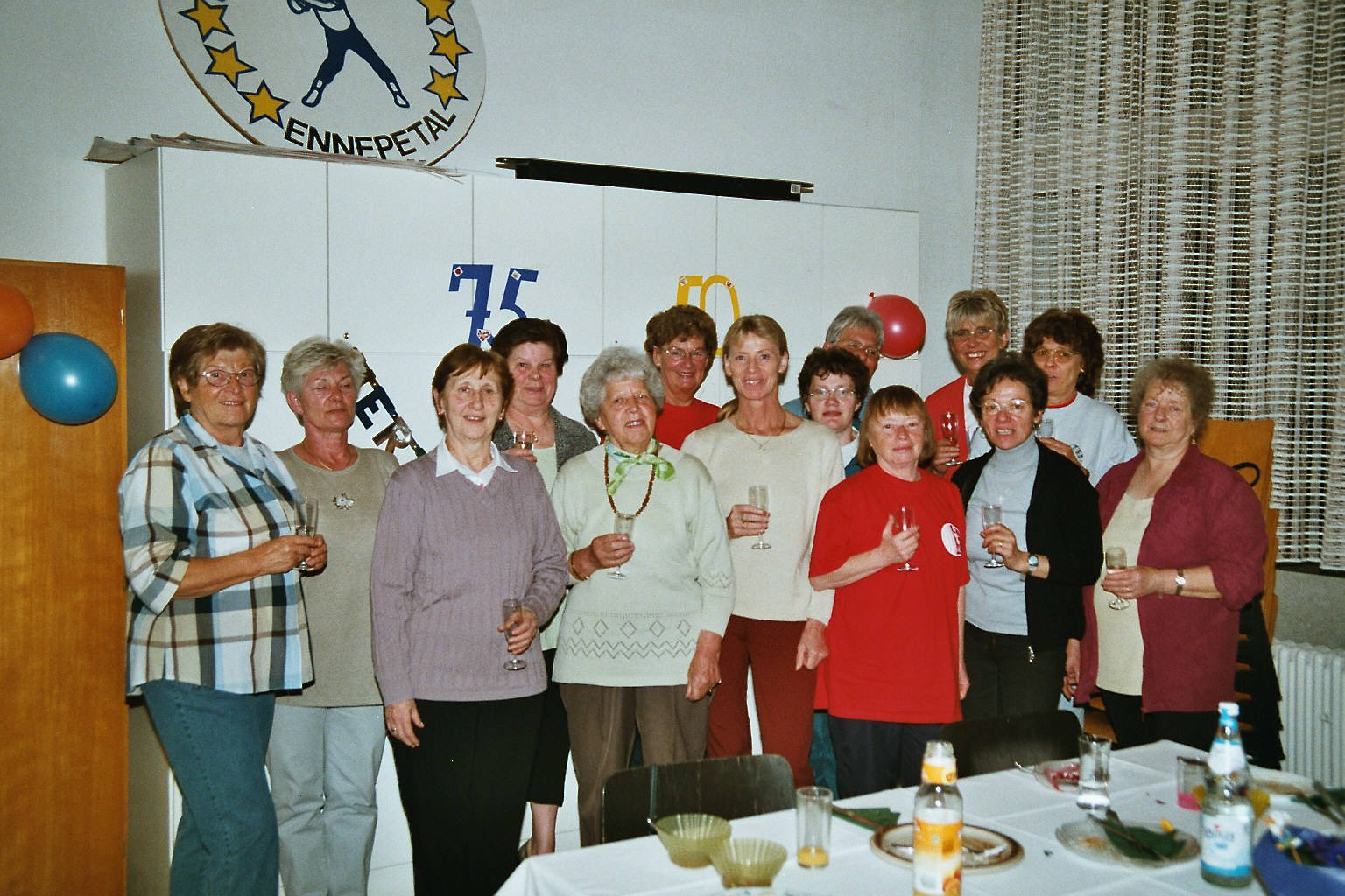 2003 Hausfrauen-Gruppe
